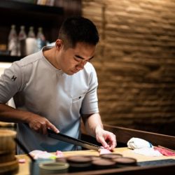 Sushi chef doubles who hosts meet male kabukicho drink food culture